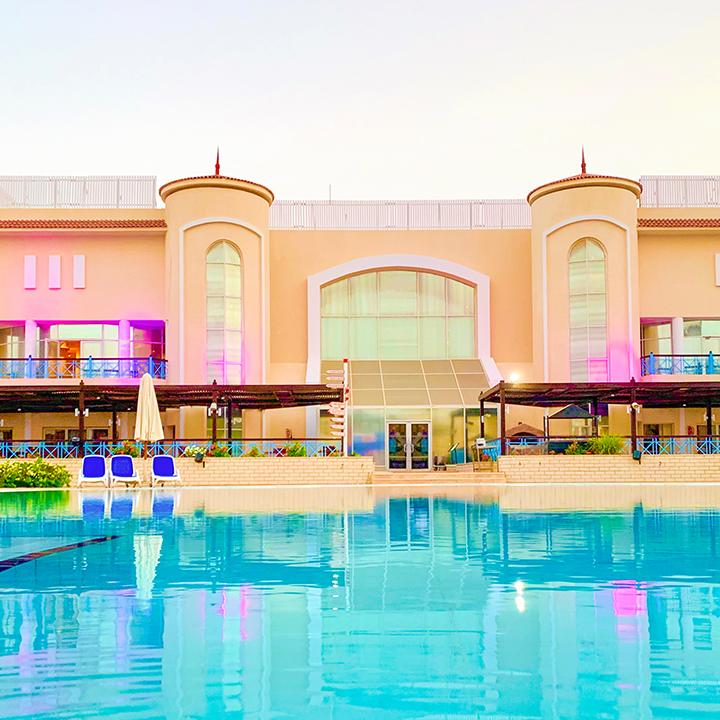 Ivy Cyrene Island Aqua Park Resort