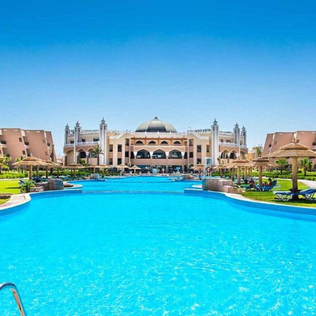 Jasmine Palace Resort & Spa